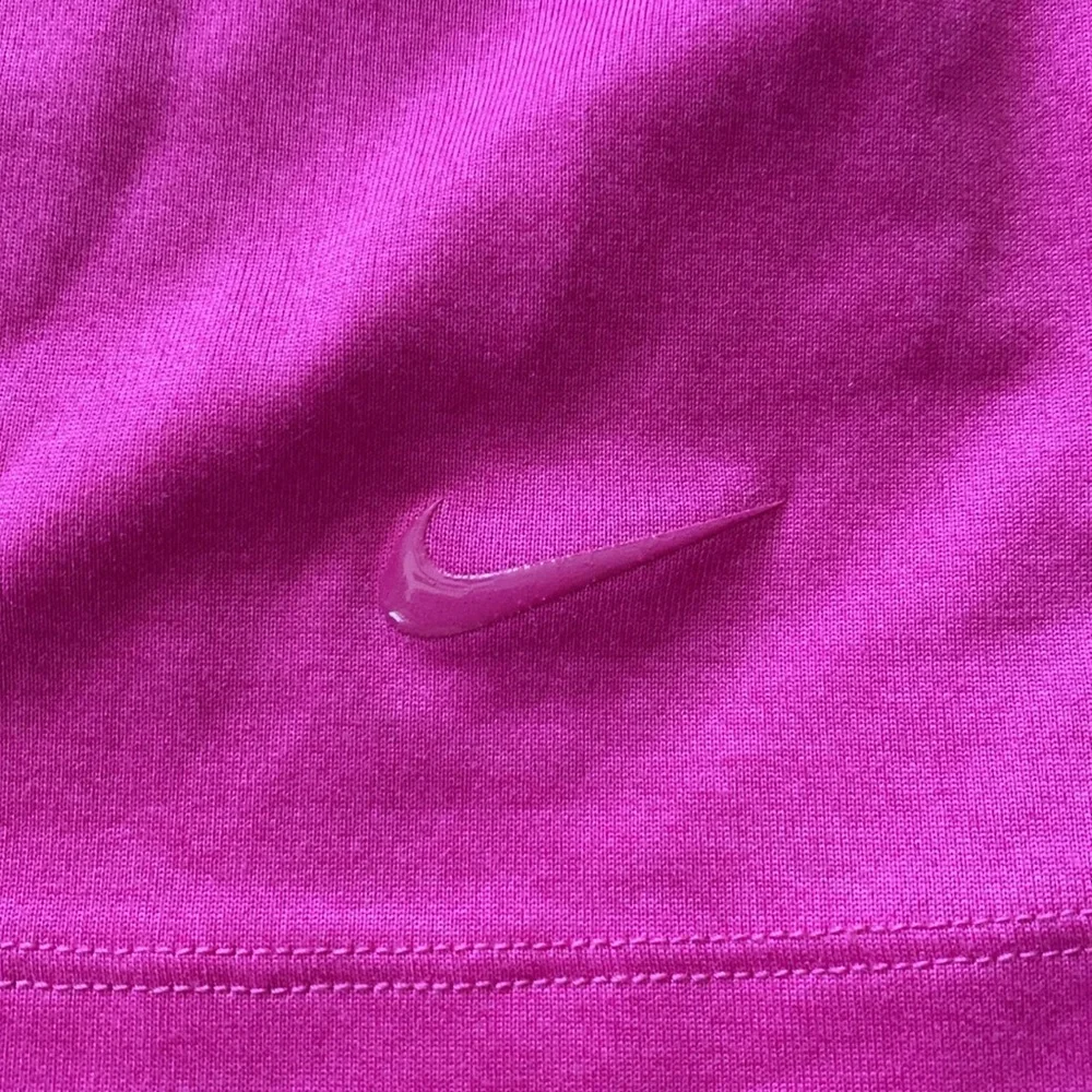 Nike hot pink racerback scoop‎ neck Dri-Fit tank top